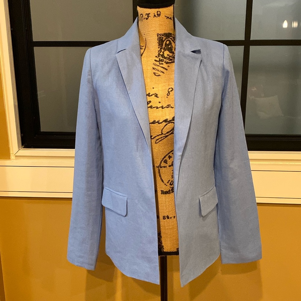 Unbranded Notched Lapel Open front Blue Linen Blend Blazer. NWOT. Sz Sm. PTP 19"